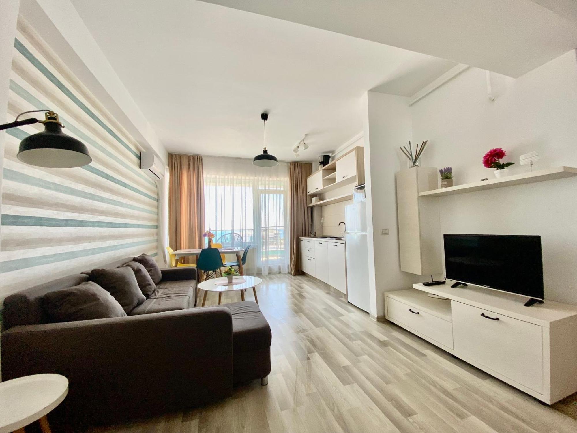 Summerland Mamaia View ภายนอก รูปภาพ