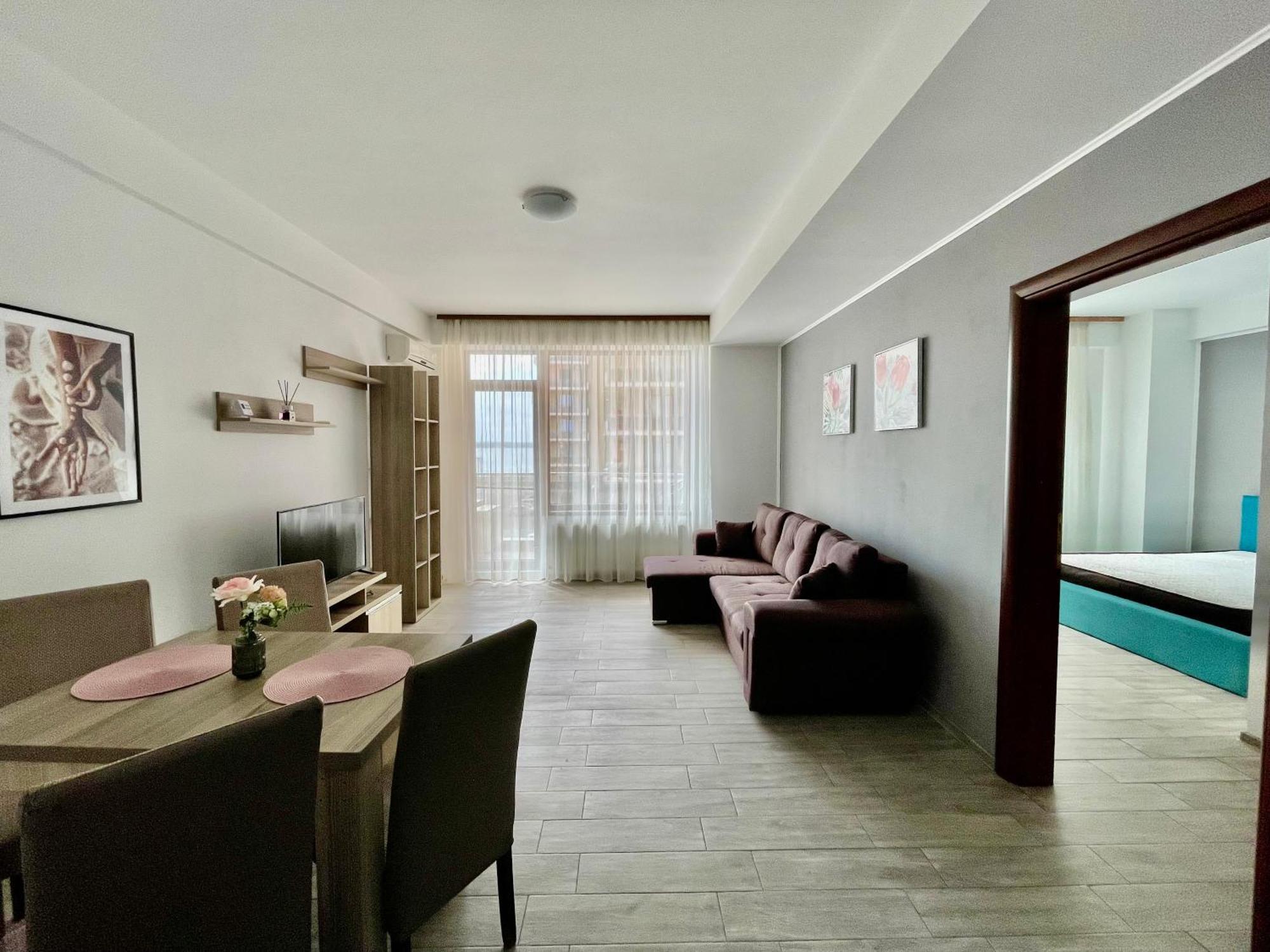 Summerland Mamaia View ภายนอก รูปภาพ